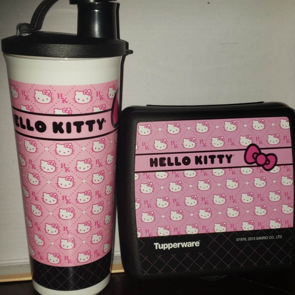 Tupperware " Lunch Set Quilted Hello Kitty" - Picture 6 of 6